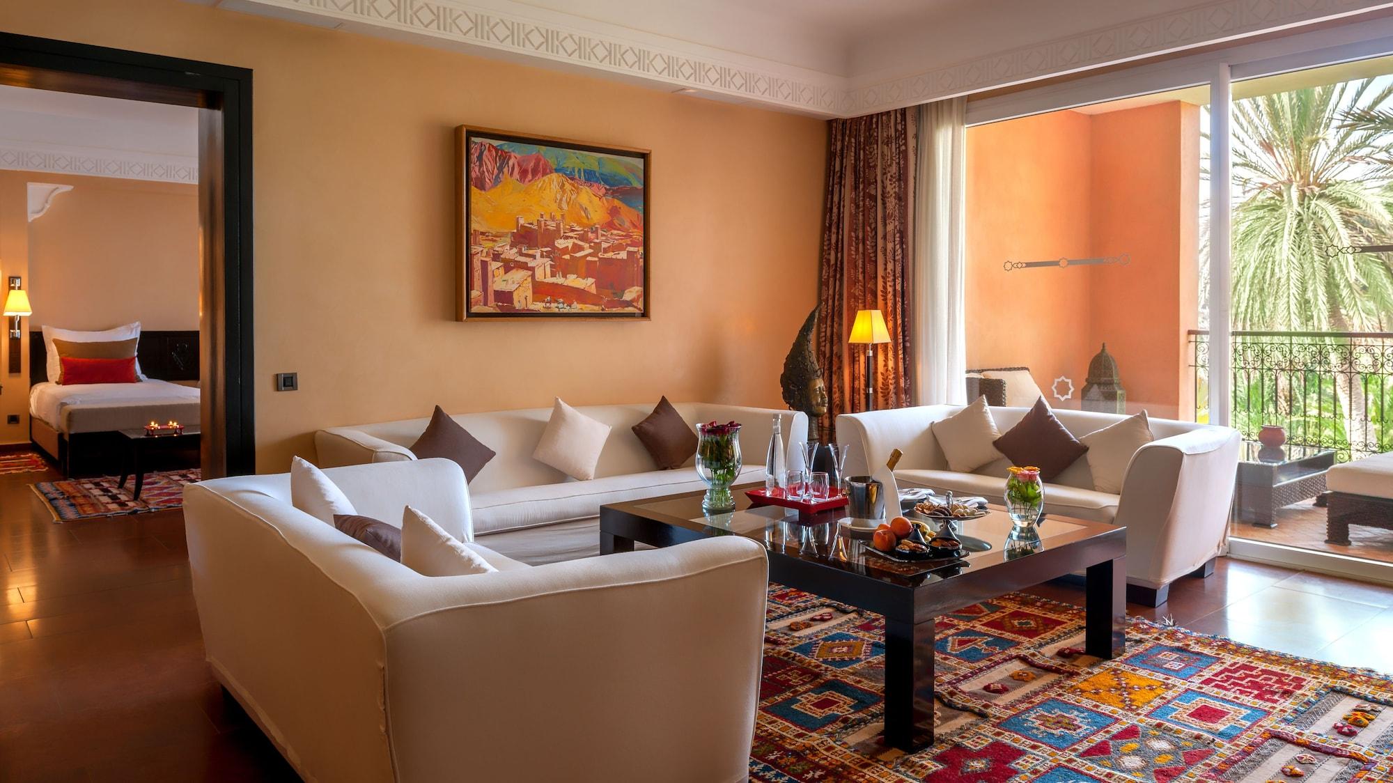 Tikida Golf Palace Αγκαντίρ Εξωτερικό φωτογραφία A living room in a suite at the hotel